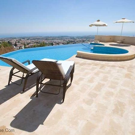Beau Views Apartment Peyia Exterior photo
